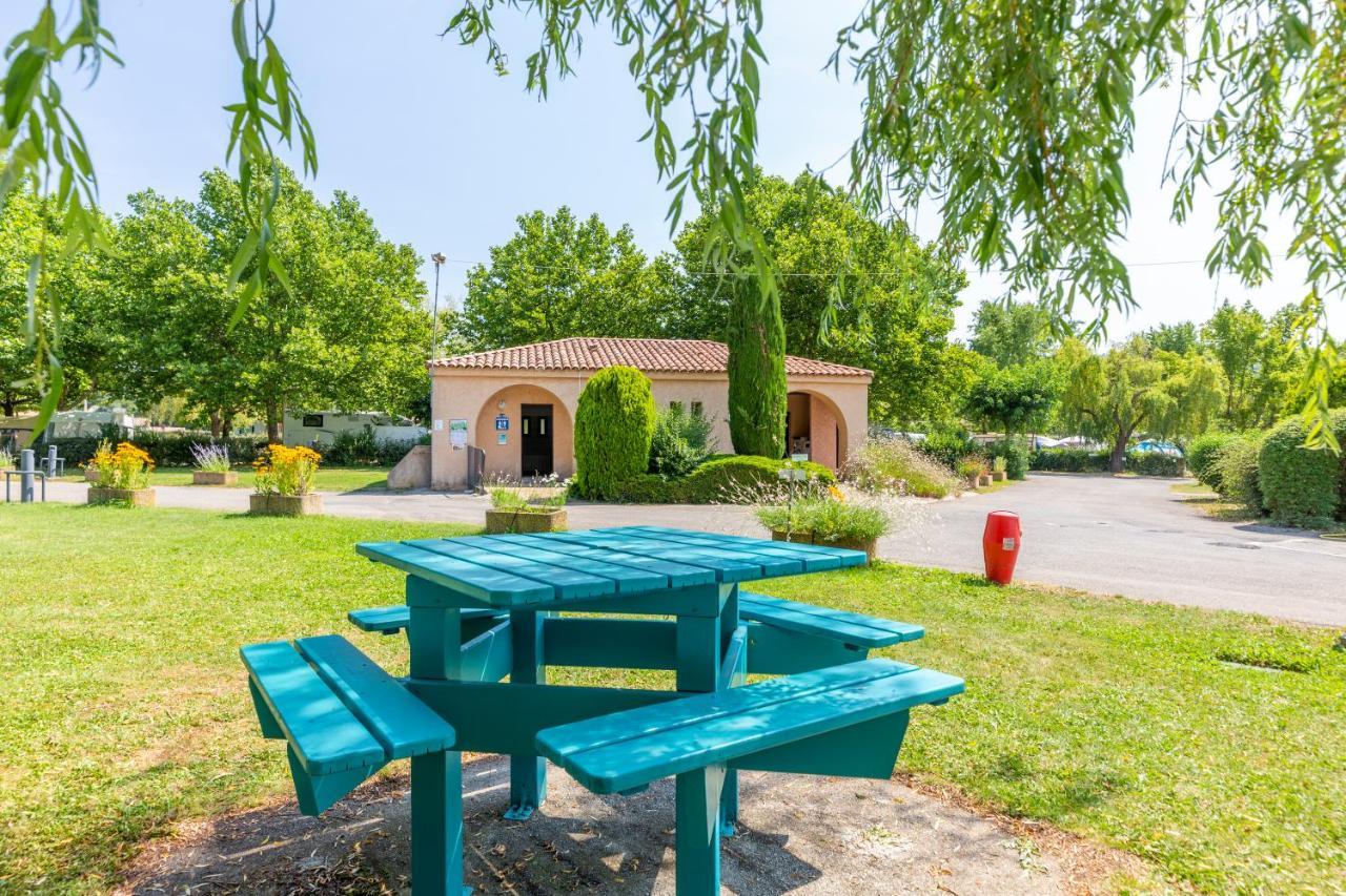 Camping Sites Et Paysages Les Pres Hauts Sisteron Εξωτερικό φωτογραφία