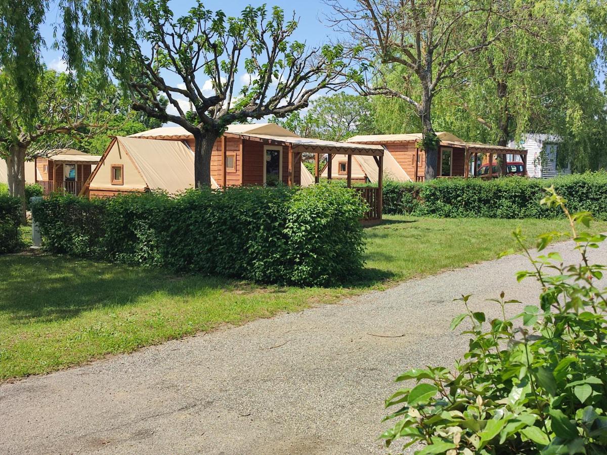 Camping Sites Et Paysages Les Pres Hauts Sisteron Εξωτερικό φωτογραφία
