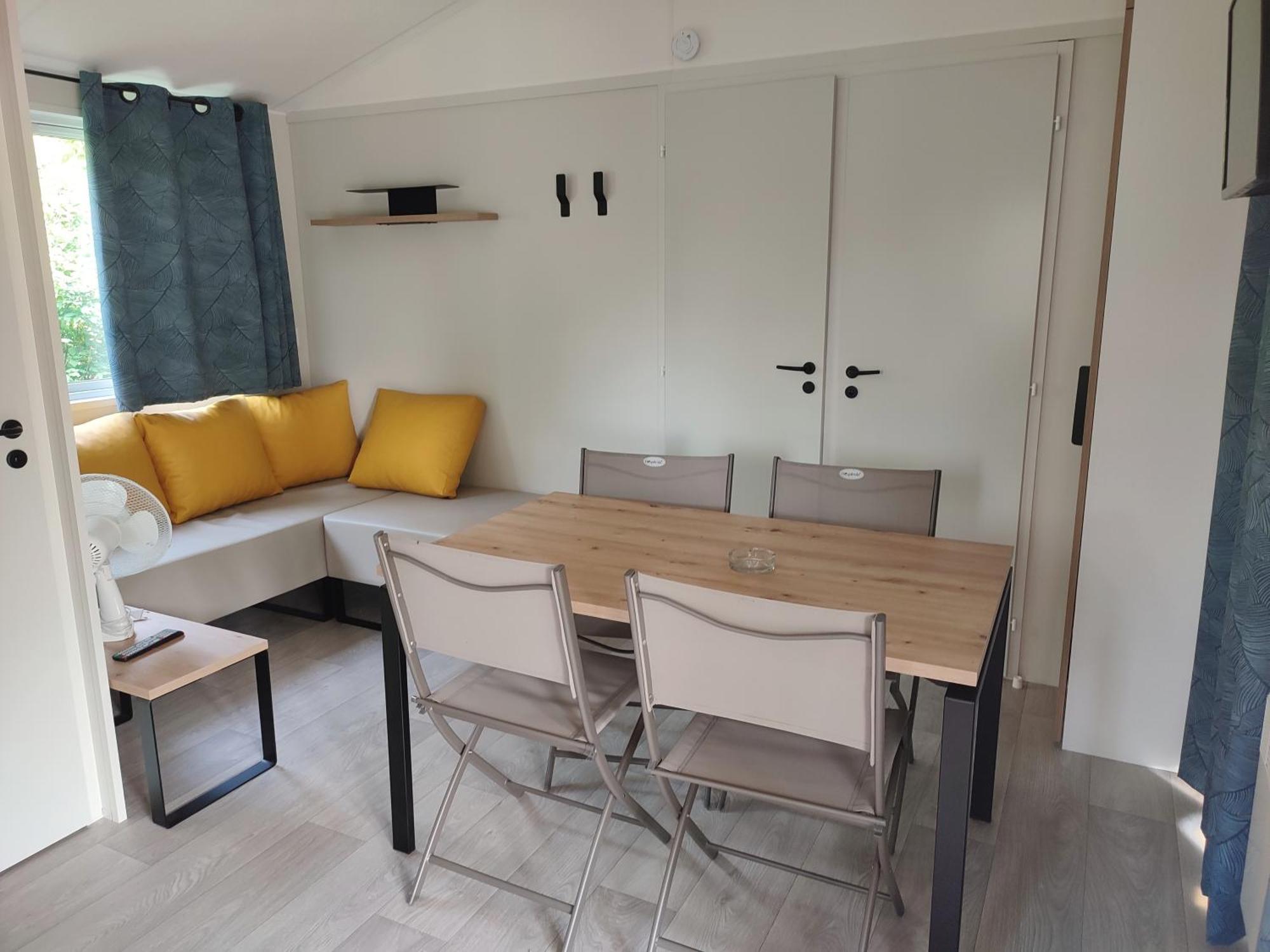 Camping Sites Et Paysages Les Pres Hauts Sisteron Εξωτερικό φωτογραφία