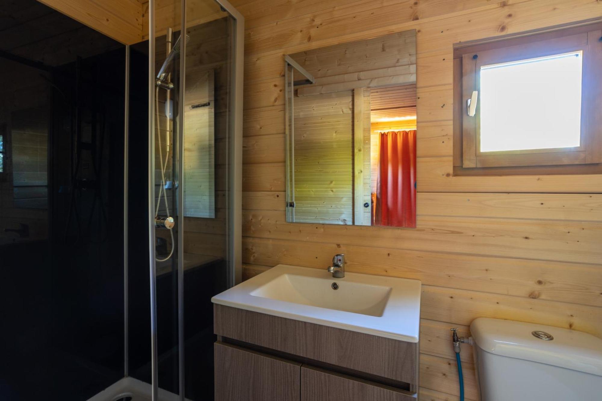 Camping Sites Et Paysages Les Pres Hauts Sisteron Εξωτερικό φωτογραφία